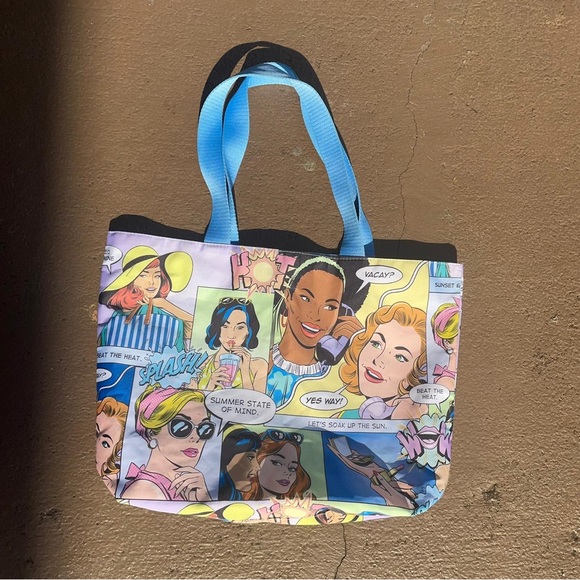 Estee Lauder Handbags - Estée Lauder Comic Print Tote Bag